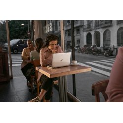 HP EliteBook 660 16 inch G11 Notebook PC Intel Core Ultra 7 155U Ordinateur portable 40,6 cm (16") WUXGA 32 Go DDR5-SDRAM 1 To SSD Wi-Fi 6E (802.11ax) Windows 11 Pro