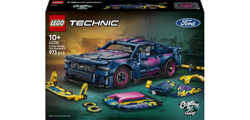 LEGO Technic Custom Garage Ford Mustang GT Car