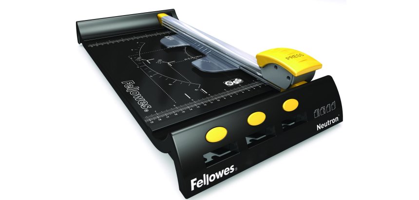 Rogneuse fellowes neutron a4 capacité 10f safecut cartridge lames interchangeables 3 rangements longueur coupe 320mm