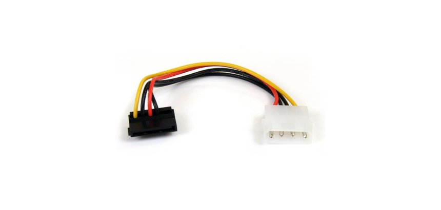 StarTech.com SATAPOWADAPR câble d'alimentation interne 0,152 m