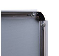 Cornice a scatto da 20 mm con angoli arrotondati A1