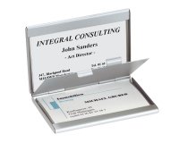 Etui à cartes en aluminium, 2 compartiments, jusqu'a 15 cartes chacun. Dimensions L 9,2 x H 1 x P 6,3 cm