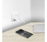 DICOTA D32182 chargeur d'appareils mobiles Ordinateur portable, Smartphone, Tablette Blanc Secteur Charge rapide Intérieure