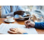 Stylo roller Edding 2185 à capuchon pointe 0,7 mm - écriture moyenne