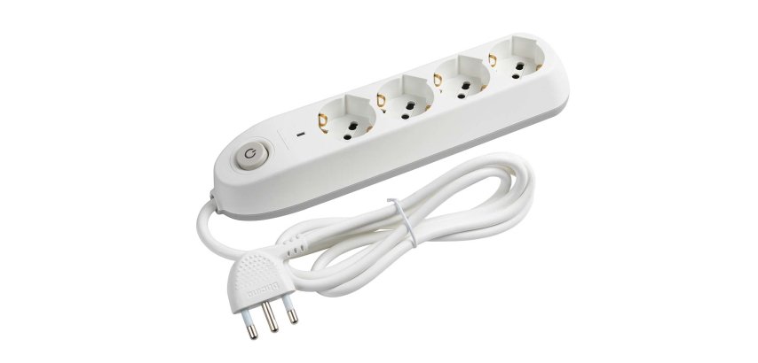 bticino Poker 1,5 m 4 presa(e) AC Interno Bianco
