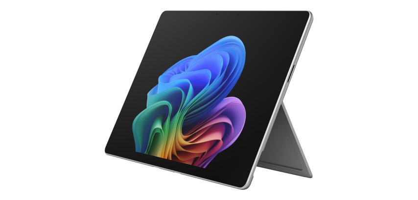 Microsoft Surface Pro 13" Snapdragon 1 To 33 cm (13") 32 Go Wi-Fi 7 (802.11be) Windows 11 Pro Platine