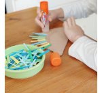 Stick de colle cleopatre invisible forte usage         intensif sans solvant carton  papier photos des 6 ans 8gr