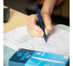 Stylo a bille schneider reco bleu recharge eco 725m        ecriture bleu