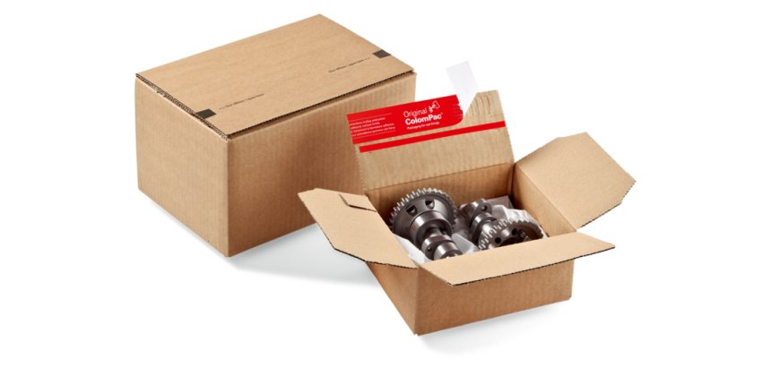 Carton à fond automatique avec une fermeture