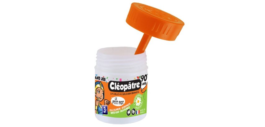 Pot de colle blanche cleopatre en pate de 35gr a   l'odeur d'amande avec spatule