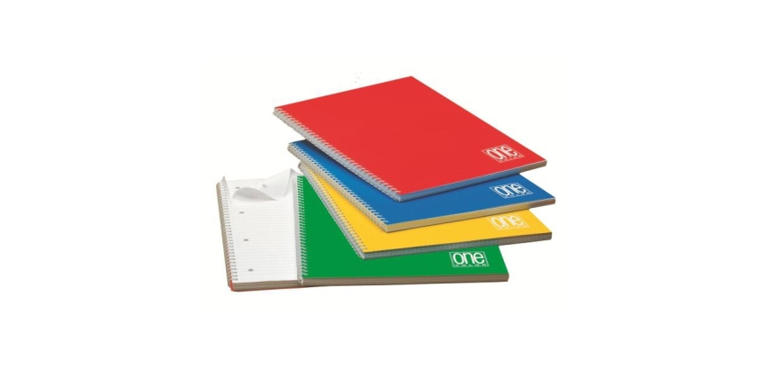 Maxiquaderno One Color - A4+ - 1 rigo - 140 fogli - 70gr -  c/fori  - spiralato - Blasetti