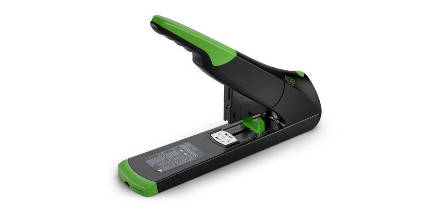 Agrafeuse grande capacite b56 re new recycle novus          profondeur 75mm agrafes 23/8  a 23/24 capacite 200 feuilles