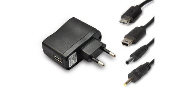 Hamlet Universal Kit alimentatore da parete per tablet e smartphone 4 in 1 con 4 connettori