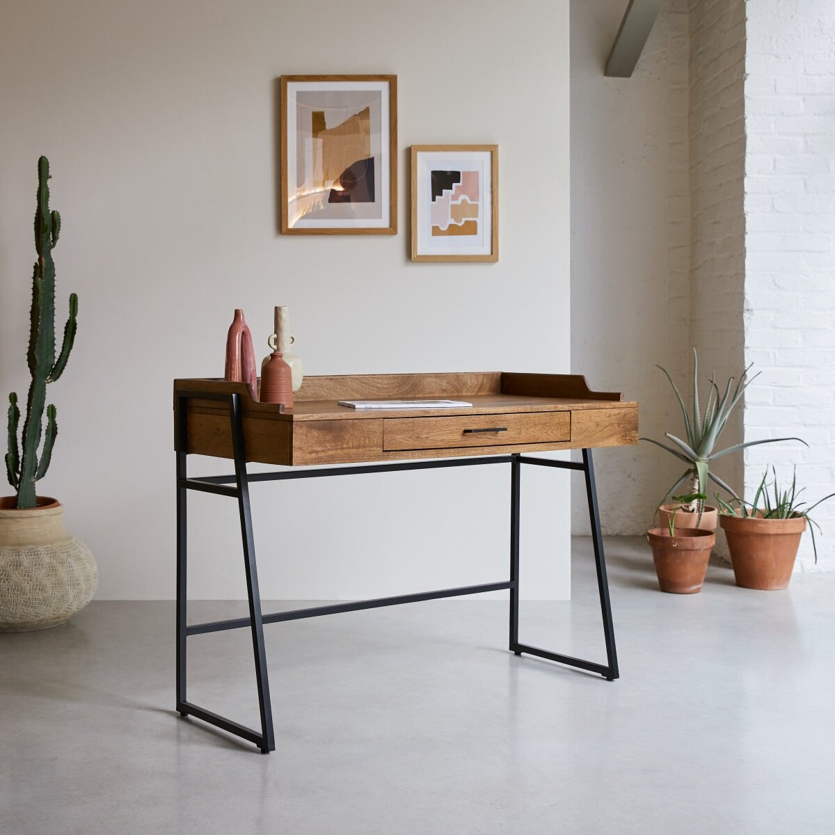 Bureau en bois de manguier massif et métal L 114 cm Hedda