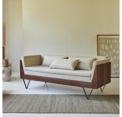 Canapé droit Metric en palissandre massif et tissu, 3 places