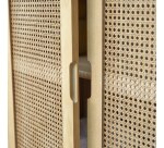 Armoire de rangement en orme massif et cannage Luis