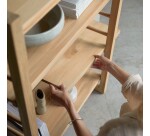 Bibliothèque basse en teck massif Sera