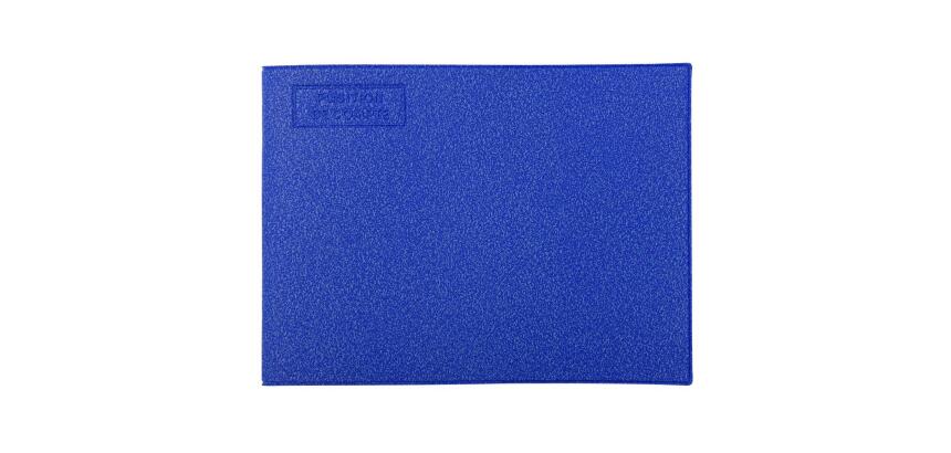  Pads and books to note everything that has to be counted in everyday life : from household expenses to statements of account,  bridge scores and kilometres.