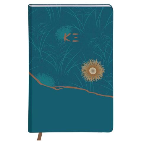 K3 blue, Carnet rembordé rigide A6 10,5x14,8 cm, 160 pages, ligné, pochette à soufflet au dos, marque-page, ass. - Multicolore