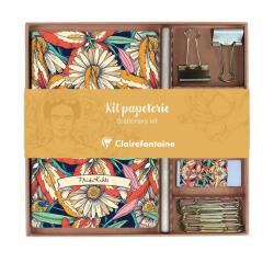 Frida Kahlo, Kit de papeterie contenant un carnet 11x17 cm 64 pages lignées, un crayon de papier, 2 pinces doubles-clip, 10 trombones et une gomme