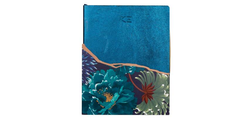 K3 blue, Carnet cuir 19x24 cm, 144 pages, ligné. - Bleu