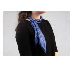 Le Mur des Je t'aime, Foulard satiné 70 x 70cm