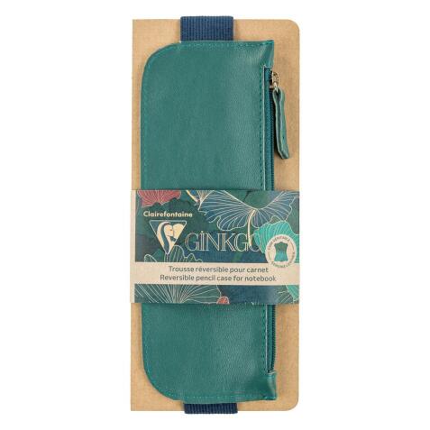 Ginkgo, Trousse en cuir réversible pour carnet A5 (2 faces : un côté cuir teinté vert sapin, un côté cuirisé bleu indigo) avec un élastique 19x7,5 cm