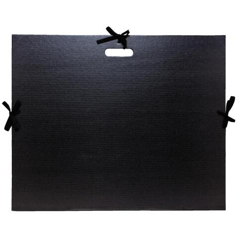Carpetas de dibujo barnizada negro con cierre de gomas elástica y asa integrada - 59x72 cm para archivar 50x65 cm - Lomo de tela: 3 cm - KRAFT - Negro