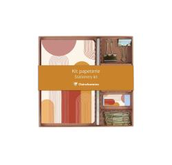 Terracotta, Papierwaren set bestaande uit een notitieboekje van 11x17 cm met 64 gelijnde pagina's, een potlood, 2 dubbele clips, 10 paperclips en een gum.