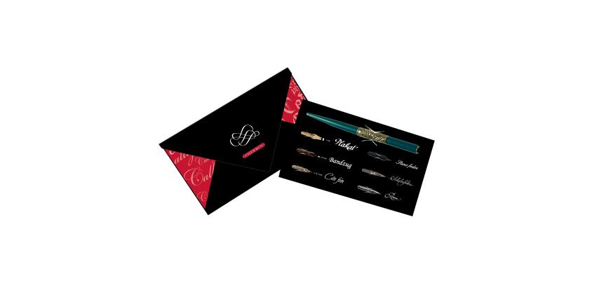 Nécessaire pour l'écriture et la calligraphie
