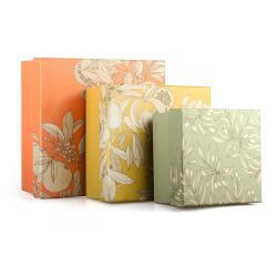 Jardin des Sens, Set mit 3 viereckigen ineinander schachtelbaren Schachteln 25x25x12 cm, 20x20x11cm und 16x16x10 cm
