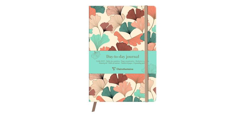 Gaïa beige, DaytoDay journal A5 14,8x21 cm, 192 pages, dot, pochette à soufflet au dos, marquepage, fermeture élastique, ass.