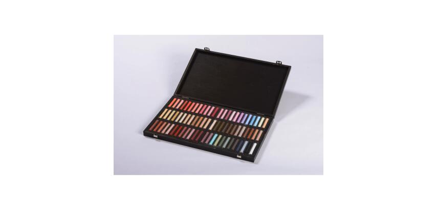 BLOCKX Wooden Box of 72 Soft Pastels - Portrait