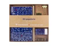 Le Mur des Je t'aime, Kit de papeterie contenant un carnet 11x17 cm 64 pages lignées, un crayon de papier, 2 pinces doubles-clip, 10 trombones et une gomme