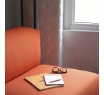 Bloc de bureau n° 18 Rhodia 21 x 29,7 cm agrafé  orange - ligné avec marge -80 feuilles