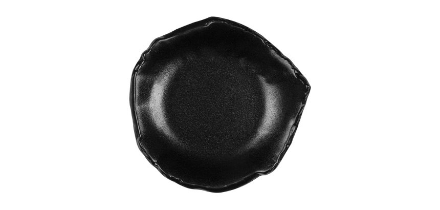 assiette brute destructurée noire