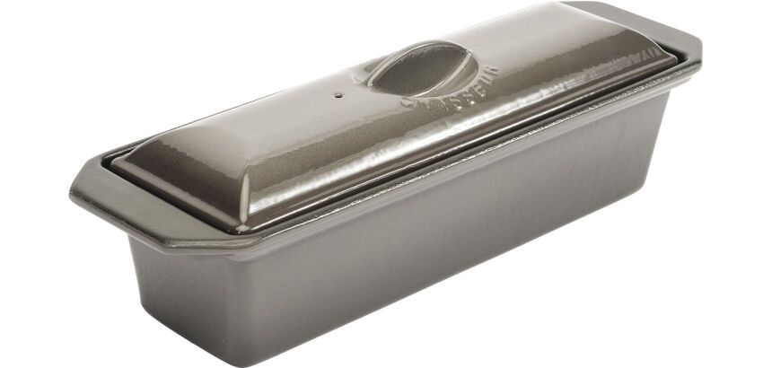 Le Chasseur terrine avec couvercle noire 32 cm