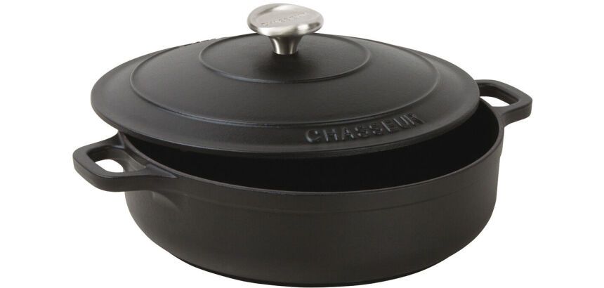 Le Chasseur cocotte basse avec couvercle noire 20 cm