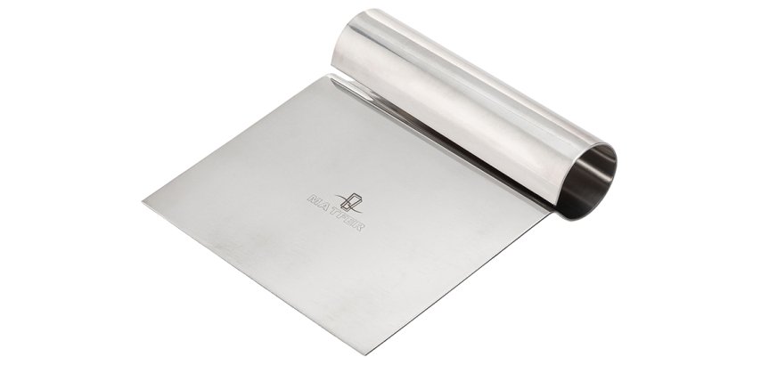 coupe-pâte tout inox 13x12 cm