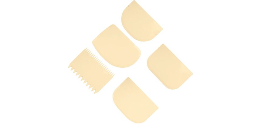 lot de 4 cornes avec 1 peigne polypropylène 11x9 cm