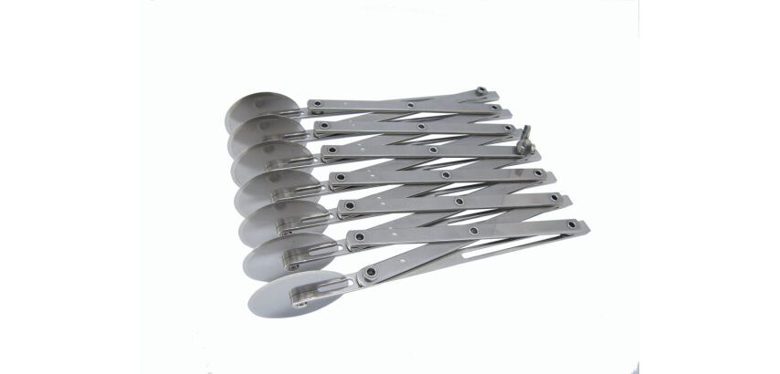 Multicoupe rouleau extensible pour bandes de 1 à 12 cm 7 roulettes lisses