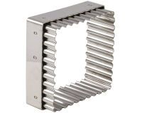 découpoir inox carré cannelé 8x8 cm