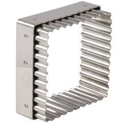 découpoir inox carré cannelé 8x8 cm