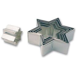 boîte de 6 découpoirs fer blanc étoiles de 4 à 11 cm
