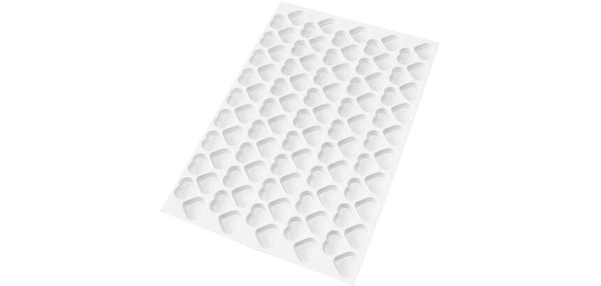 plaque de 95 découpoirs ABS ronds coeurs 4.8 cm