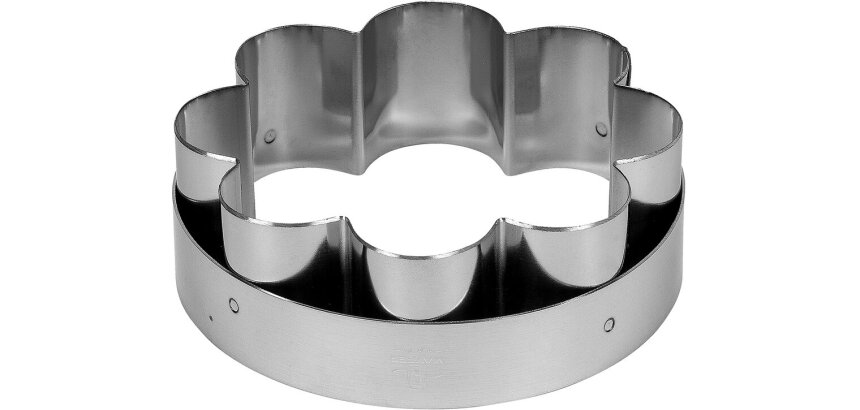 découpoir  fleur cerise inox diamètre 10,7 cm