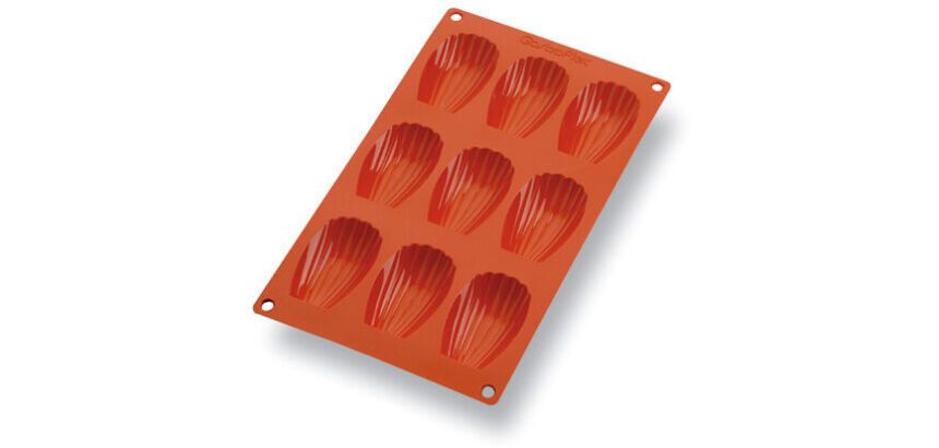 Gastroflex plaque GN 1/3 325x176 de 9 madeleines 6.8x3.8 cm