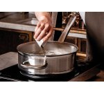 Tradition inox sauteuse 32 cm avec anse face à la queue