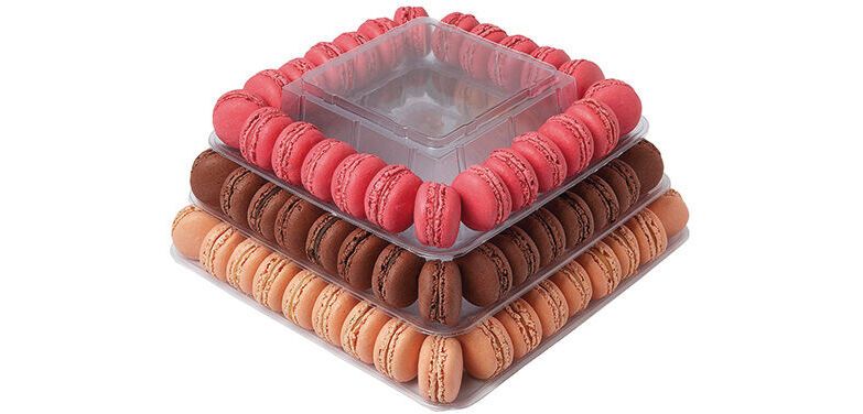 pyramide à macarons carrée 9 étages 300x300x H 440 mm en PET transparent