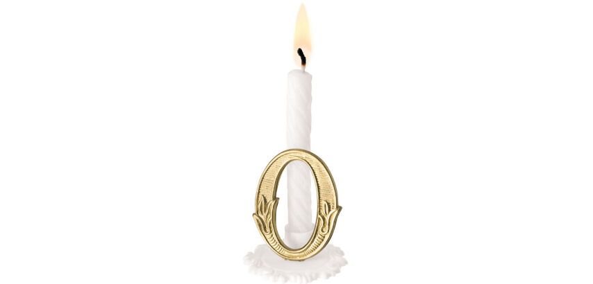 boîte de 10 bougies  blanches sur support, avec chiffre or N°3